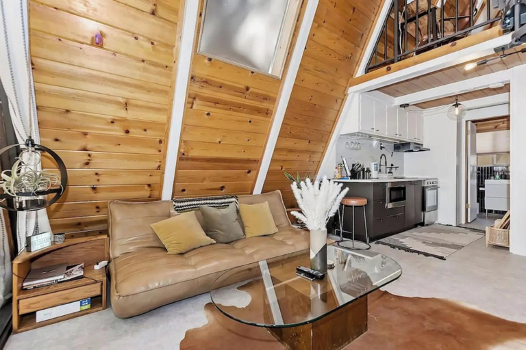 Others 5, Acute A-frame Cabin w WiFi, San Bernardino