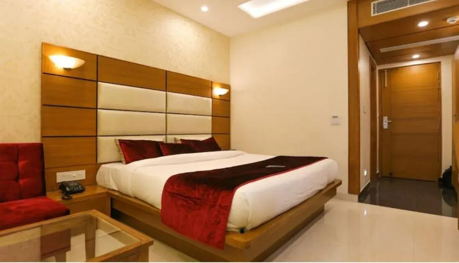 Bedroom, HOTEL CORAL STAR, Chandigarh