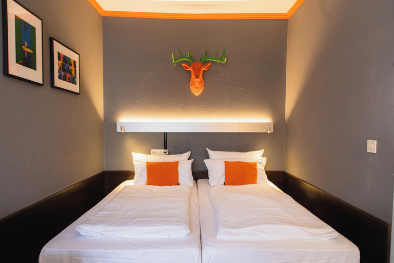Bedroom 3, Hotel Maxplatz, Hof