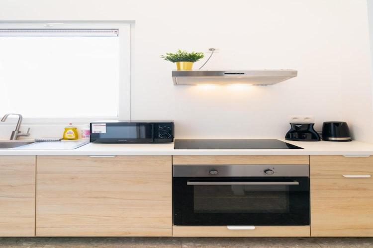 Kitchen 3, 3 bedroom cosy apartment, Antwerpen