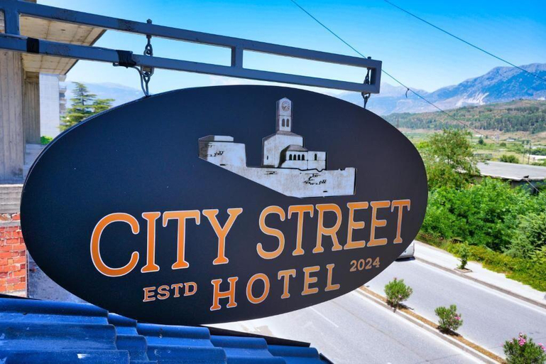 Exterior & Views 2, City Street Hotel, Gjirokastrës