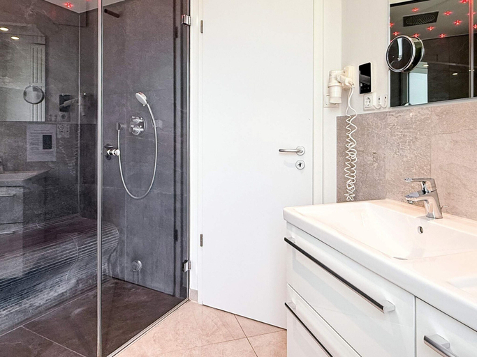 Bathroom 3, Holiday Home in Wendtorf, Plön