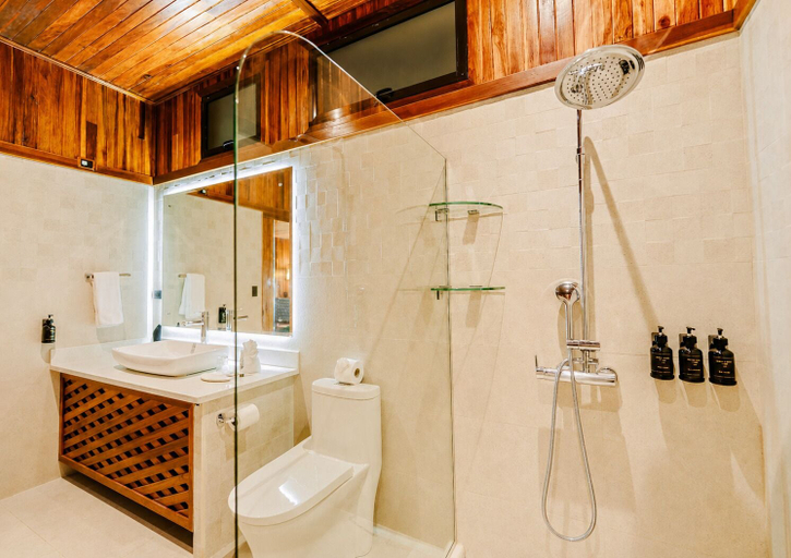 Bathroom 5, Hotel Heliconia - Monteverde, Puntarenas