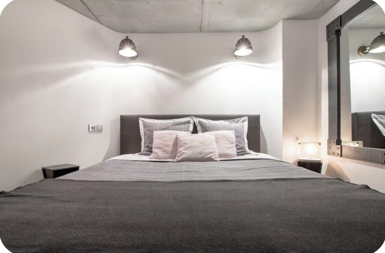 Bedroom 4, Le Comptoir industriel, Nord