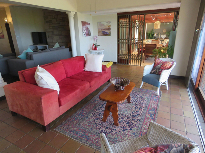 Bedroom 4, Bare Feet Retreat, Ugu