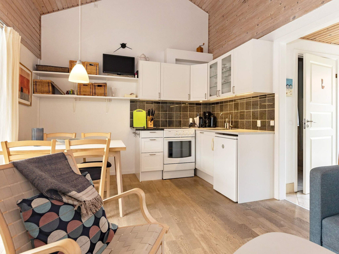 Others 5, 4 Person Holiday Home in Aeroskobing, Ærø