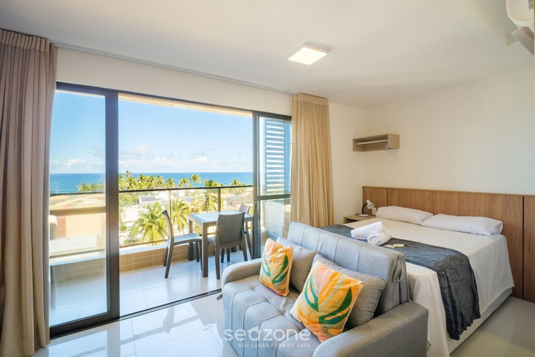 Room 2, Apt w/ Balcony & View, Steps From the sea Rgf0410, Salvador