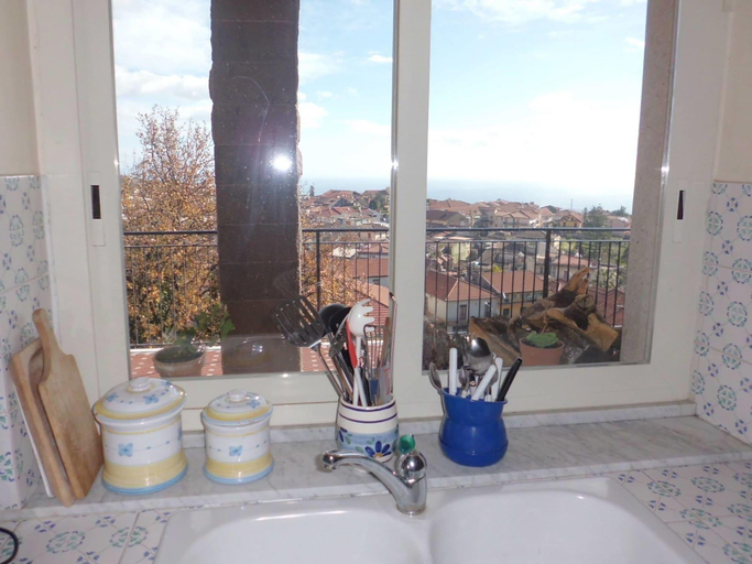 Others 5, At Armando S Home, Catania
