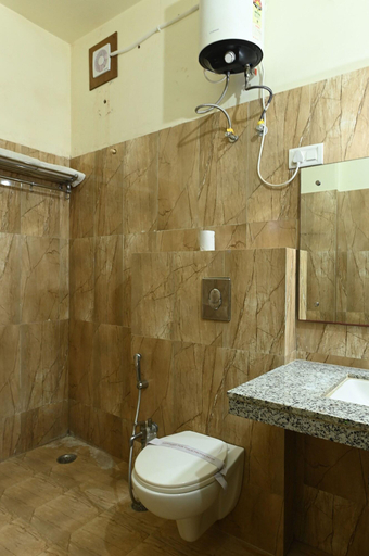 Bathroom 4, Rajshree Resort, Jaipur