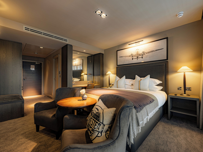 Room 5, Dakota Manchester Airport, Manchester