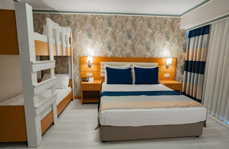 Bedroom 3, Master Family Club Hotel, Manavgat