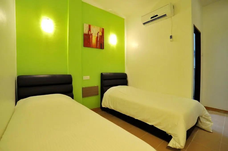 Bedroom 5, GOLDEN GATE HOTEL CHUKAI KEMAMAN, Kemaman