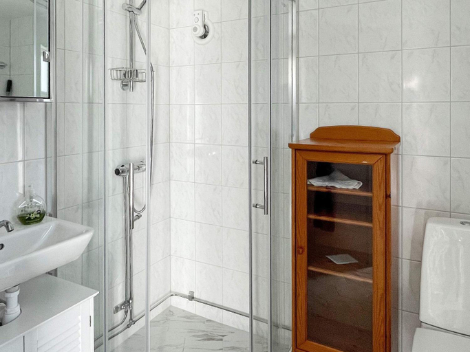 Bathroom, person holiday home in HUDDINGE-By Traum, Stockholm