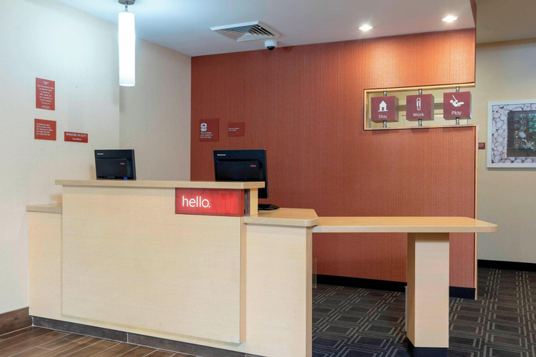 Public Area, TownePlace Suites Fort Wayne North, Allen