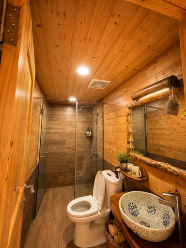 Bathroom 4, Tà Đùng May Farm, Đăk Glong
