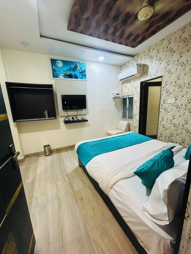 Room 4, HOTE NATRAJ INN, Varanasi