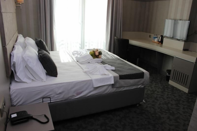 Bedroom 3, Anka Premium Hotel, Maltepe