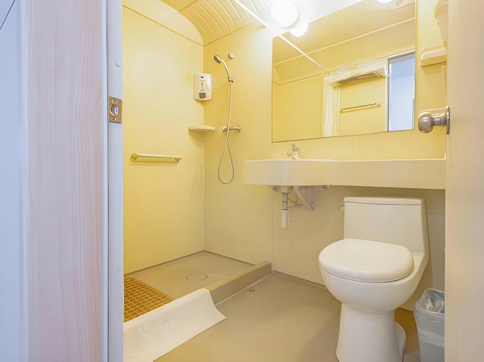 Bathroom 4, Jinjiang Inn, Qingdao