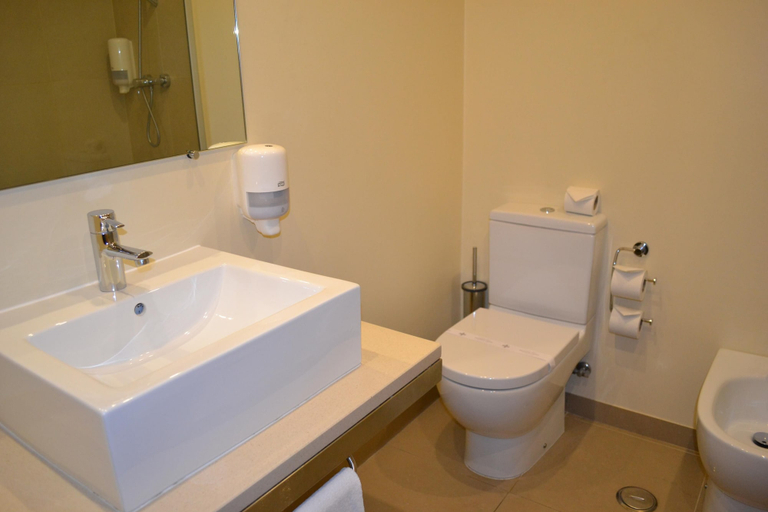 Bathroom 4, Hotel Principe Lisboa, Lisbon
