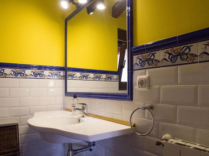 Room 5, El Terrero, Cantabria