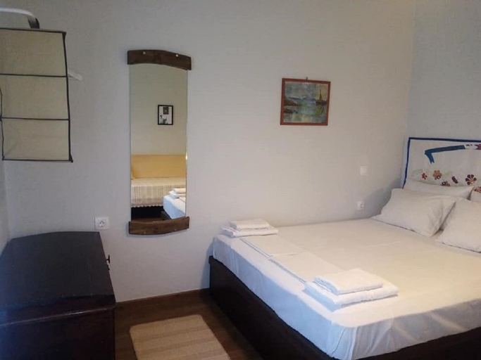 Bedroom 2, Beautiful Petrino 1880, Central Macedonia