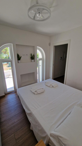 Bedroom 2, Villa Epi, Latina