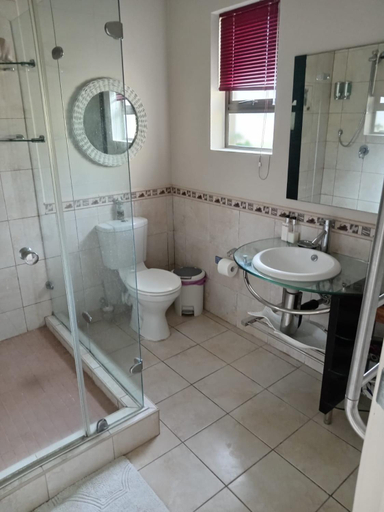 Bathroom, Sunbirds Bed & Breakfast, Ugu