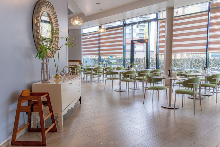 Food & Drinks 5, West City Hotel, Cluj-napoca