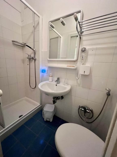 Bathroom 3, ChiaraLuce Country House, Ascoli Piceno