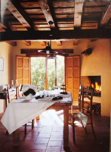 Public Area, Casa Rota, Segovia