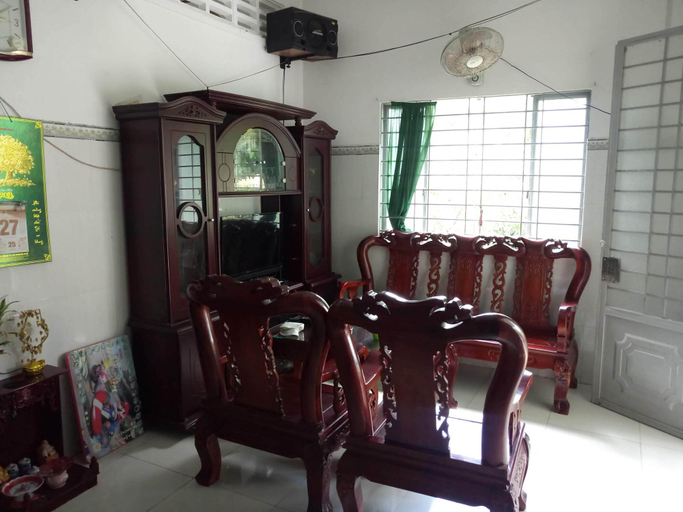 Public Area, Coco Happy Farm, Giồng Trôm