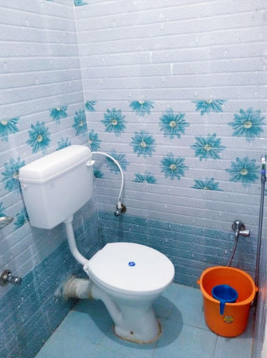 Bathroom, Goroomgo Pranab Sadan Puri, Puri