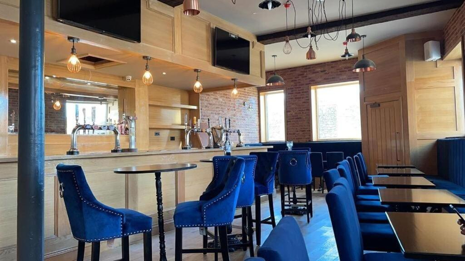 Food & Drinks 5, OYO The Royal Crest Hotel & Bar , Sefton