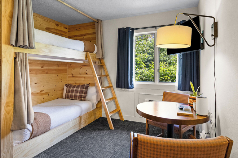 Room 5, The Trailside Hotel, Saint Louis