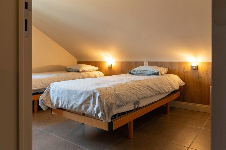 Room 3, Apartment 1 - Charming Duplex Accommodation at the Alfonsine Farm, Limburg