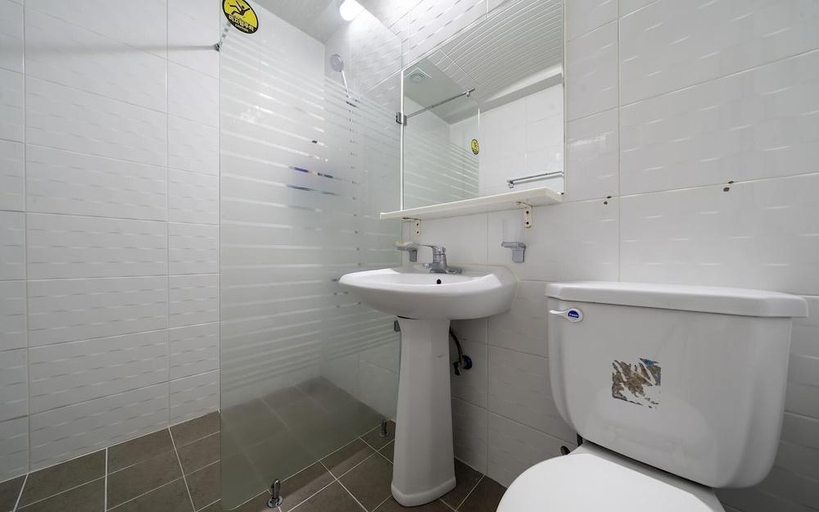 Bathroom, Gangneung Gyeongpodae Eroom, Gangneung