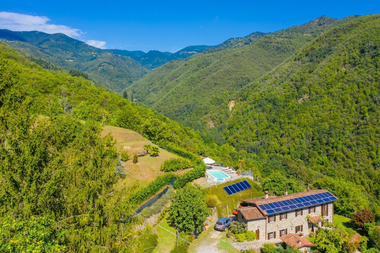 Others 4, Villa Casale Le Selve Large Private Pool, WiFi, Lucca