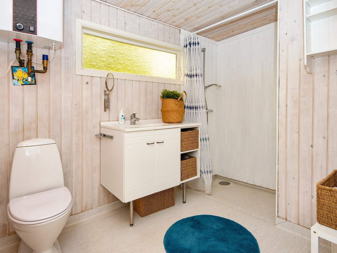 Bathroom, 5 Person Holiday Home in Juelsminde, Hedensted
