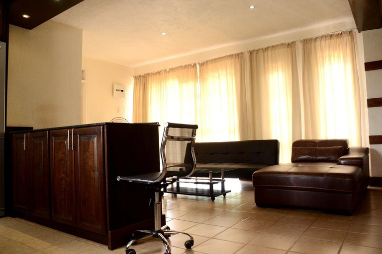 Public Area 2, Commonlens Inn Hotel., Busiiro