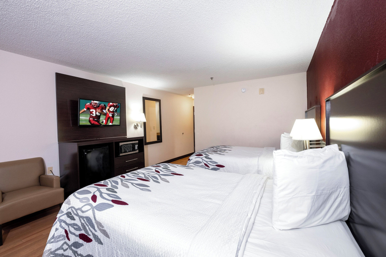 Bedroom 3, Red Roof Inn & Suites Dover Downtown, Kent