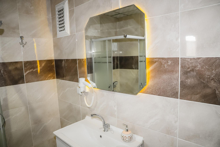 Bathroom 5, Kars Atapark Boutique Hotel, Merkez