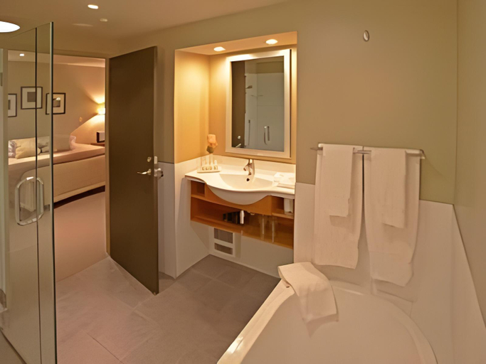 Bathroom, Te Weheka Retreat, Westland