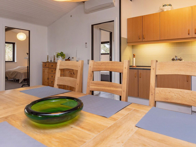 Others 2, 6 Person Holiday Park Home in Vaeggerlose, Guldborgsund