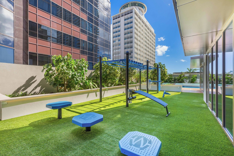 Exterior 5, Luxury Sky Ala Moana Condo With Ocean & City Views, Honolulu