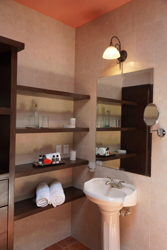 Bathroom 4, Casa Alfareros, Tlaquepaque