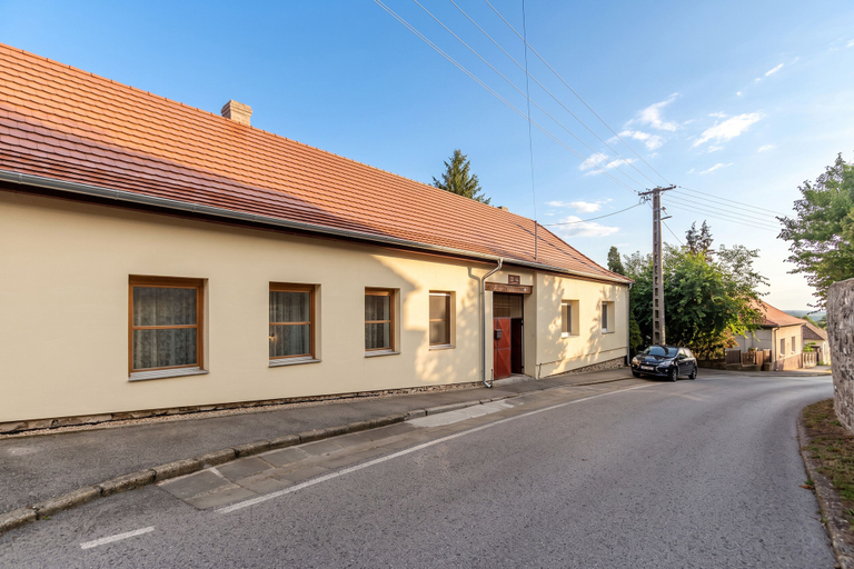 Exterior 2, Nora Guest House 2BR & Garden, Zalaszentgrót
