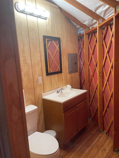 Bathroom, Silver Ridge Ranch, Kittitas
