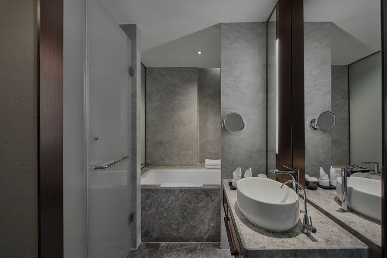 Bathroom 5, Empark Grand Hotel Fuzhou, Fuzhou