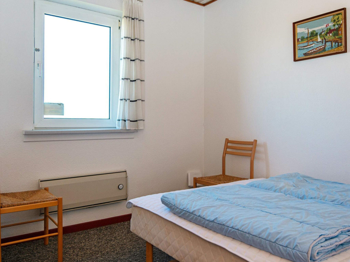 Bedroom 2, 10 Person Holiday Home in Harboore, Lemvig