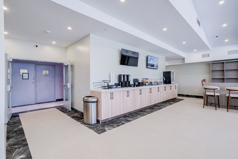 Others 5, Skye Hotel Ridgetown, Chatham-Kent